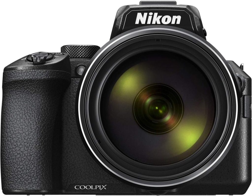 Test : nikon COOLPIX P950, l'appareil performant en noir