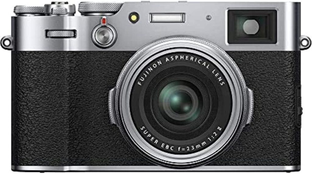 Test du Fujifilm X100V argenté : l'appareil photo numérique à découvrir