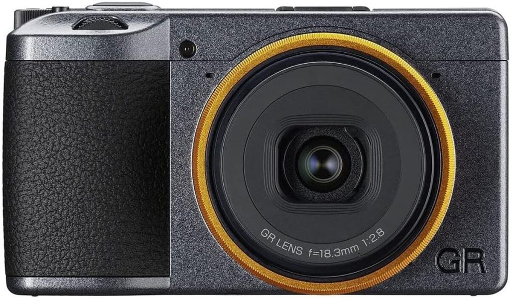 Test du RICOH GRIII Kit Street Edition : l'expert compact