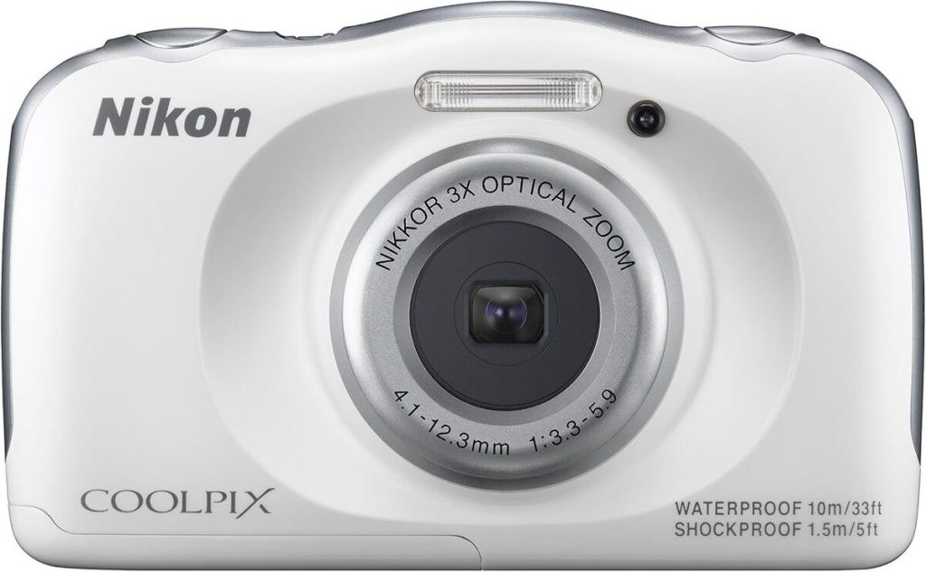 Test du Nikon Coolpix S33 : compact, 13, 2 Mpix et zoom 3X blanc