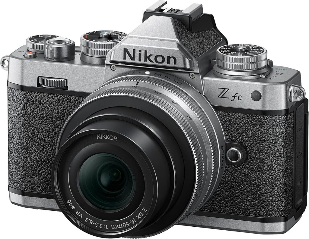 Test Nikon Z fc : kit hybride avec Nikkor DX 16-50 mm, série limitée