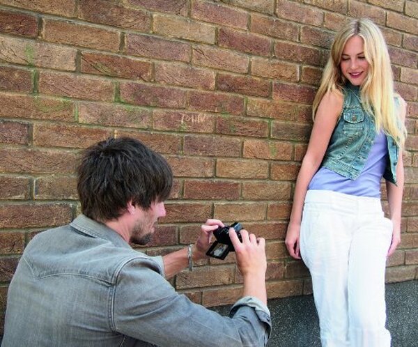 Découvrez notre avis détaillé et objectif sur l'olympus XZ-2, un compact expert alliant rapidité et ultra-luminosité pour des photos exceptionnelles.