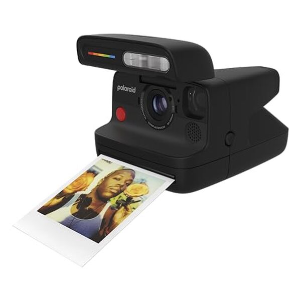 Découvrez notre test du Polaroid Flip : un appareil photo instantané avec film couleur inclus. Qualité photo, prix et caractéristiques détaillées pour bien choisir. 