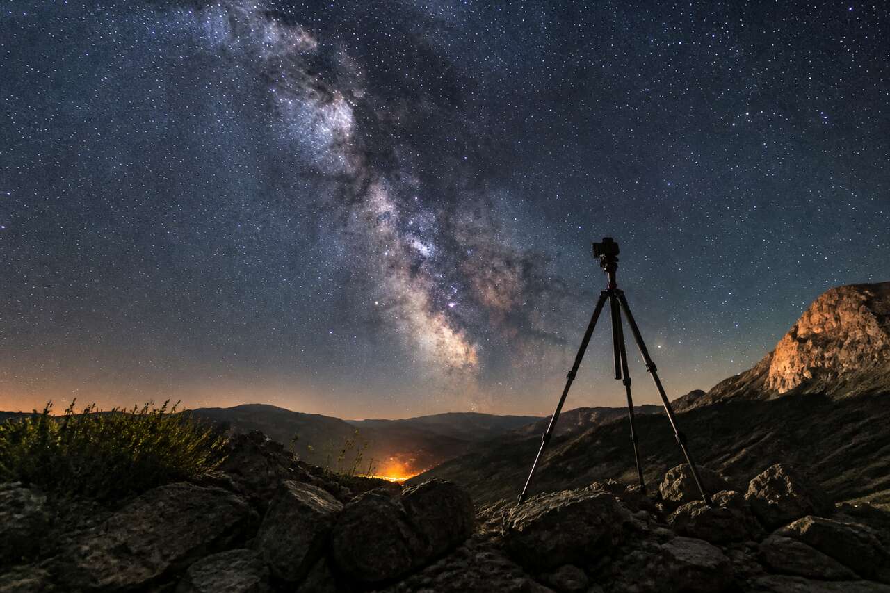 Astrophotographie : ciel &eacute;toil&eacute; et voie lact&eacute;e