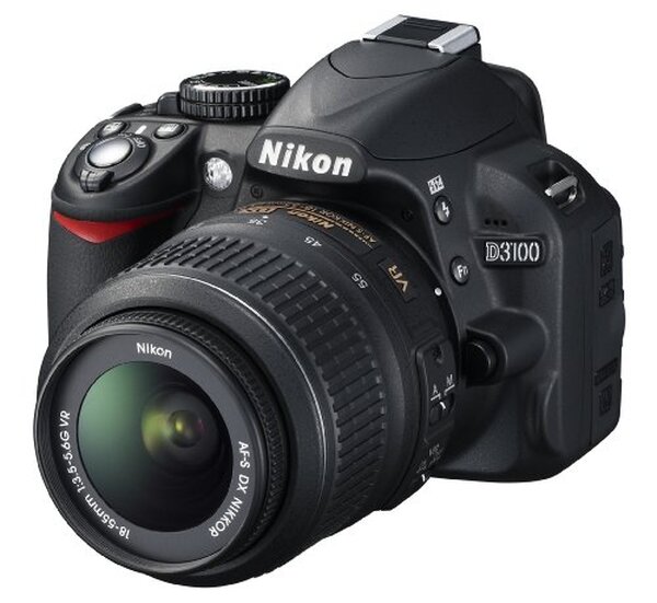 Découvrez notre test détaillé du Nikon D3100, appareil photo reflex 14 MP avec vidéo HD et objectif 18-55 mm. Performances, qualité d'image et verdict complet. 